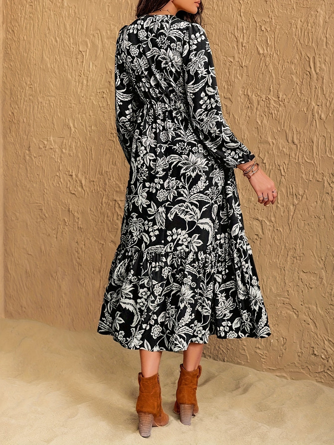 Aria | Graceful Floral Lace Dress