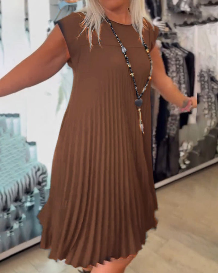 Eloria - Pleated Chic Dress