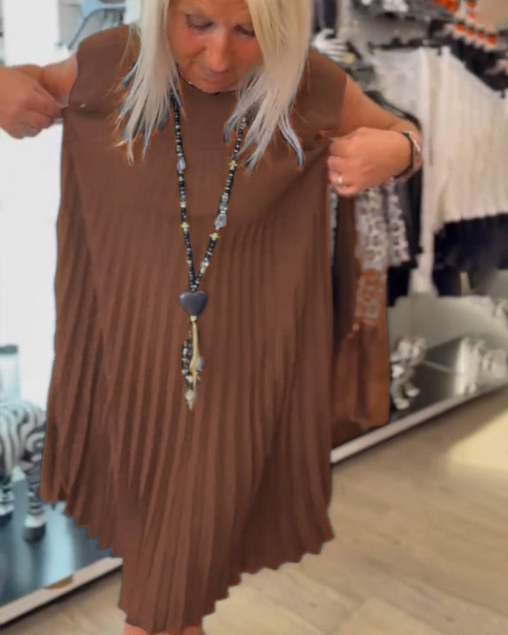 Eloria - Pleated Chic Dress
