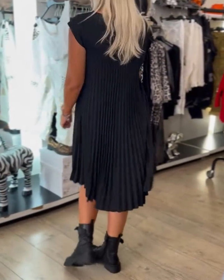 Eloria - Pleated Chic Dress