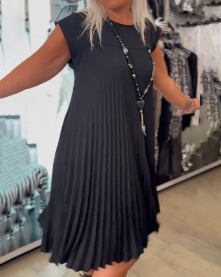 Eloria - Pleated Chic Dress