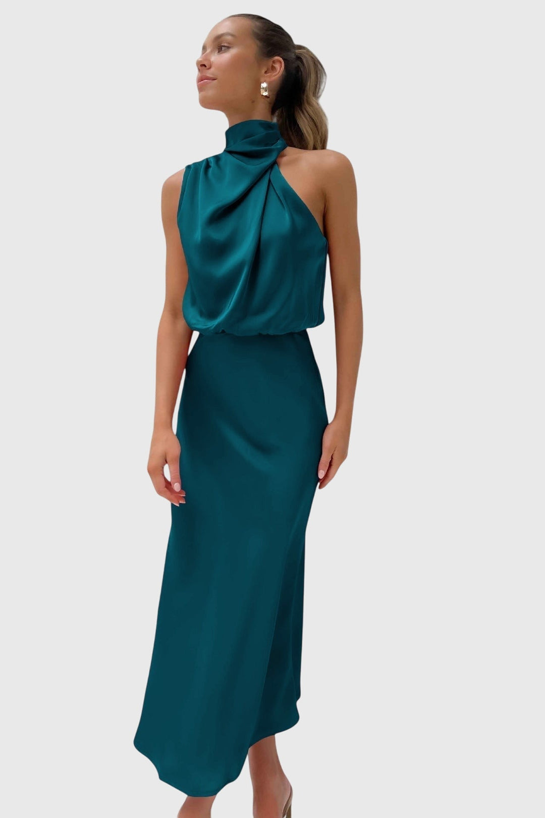 Ava™ | Chic Satin Halter Dress