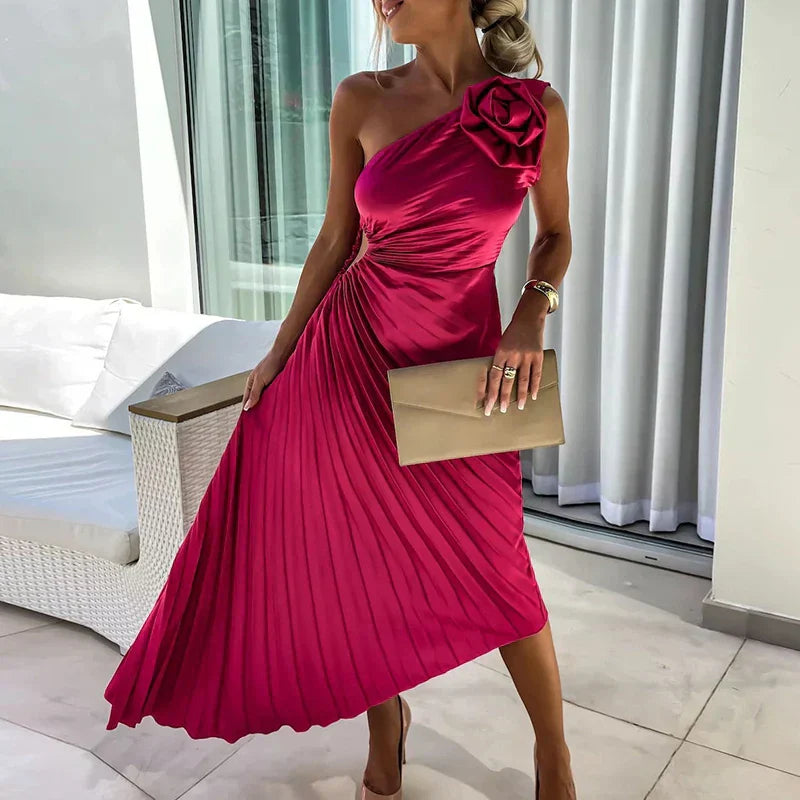 Carly - Pleated Glamour Dress