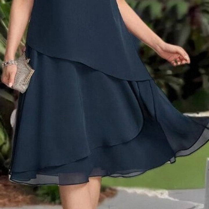 Flora - Classic Midi Dress